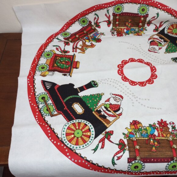 Embellished Felt Christmas Tree Skirt - Picture 3 of 6
